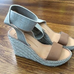 Dolce Vita Pavlin Wedges - CARAMEL